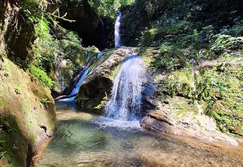 Catarata Gloriapata Parque Nacional Tingo María Perú
