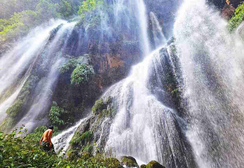 Catarata del Rio Derrepente en Semana Santa