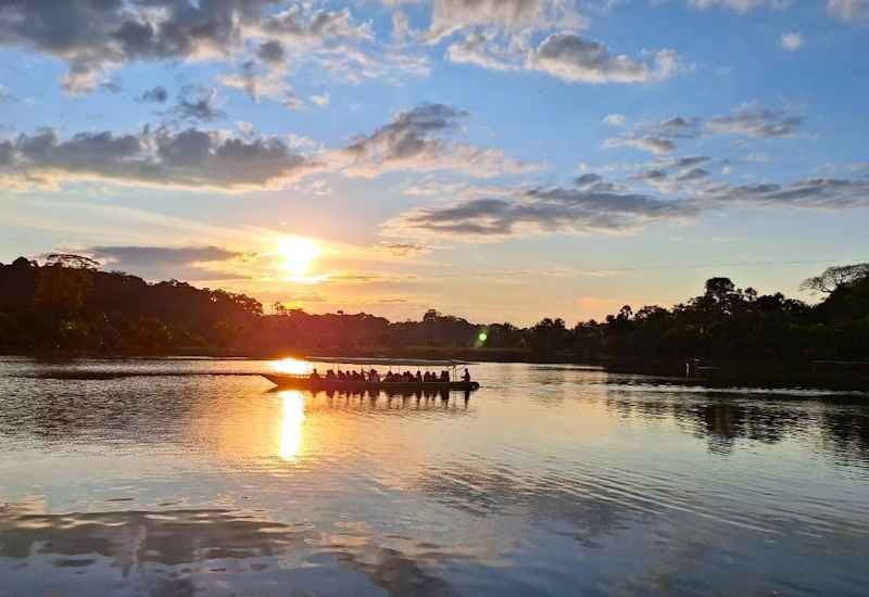 Atardecer en la Laguna de los Milagros